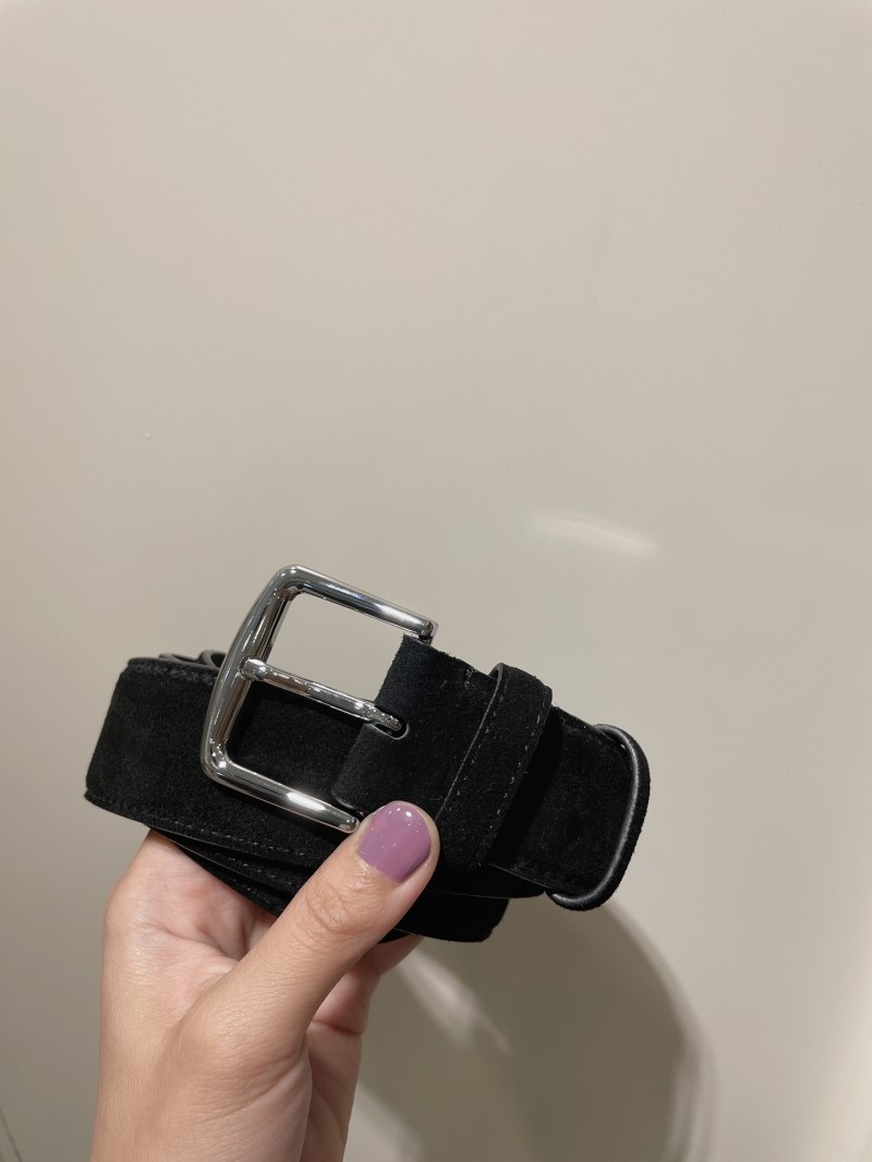 L0r0 P1ana belts